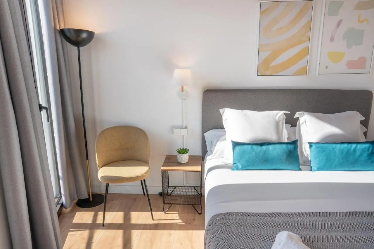 Feelathome Stadium Apartments L’Hospitalet de Llobregat