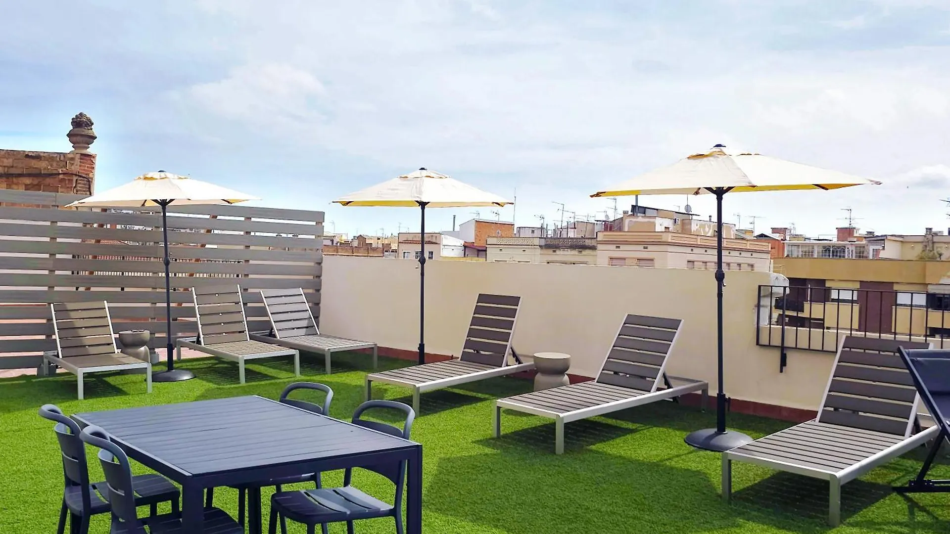Feelathome Stadium Apartments L’Hospitalet de Llobregat